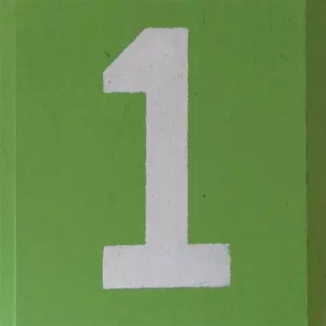 un